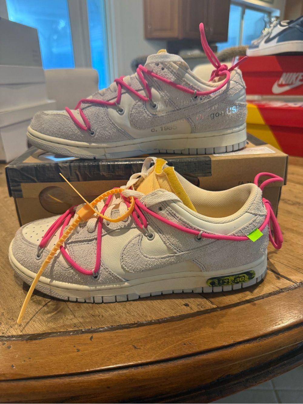 AUTHENTIC- Mens Nike Dunk Low Size 8.5 in Light Gray with Hot Pink